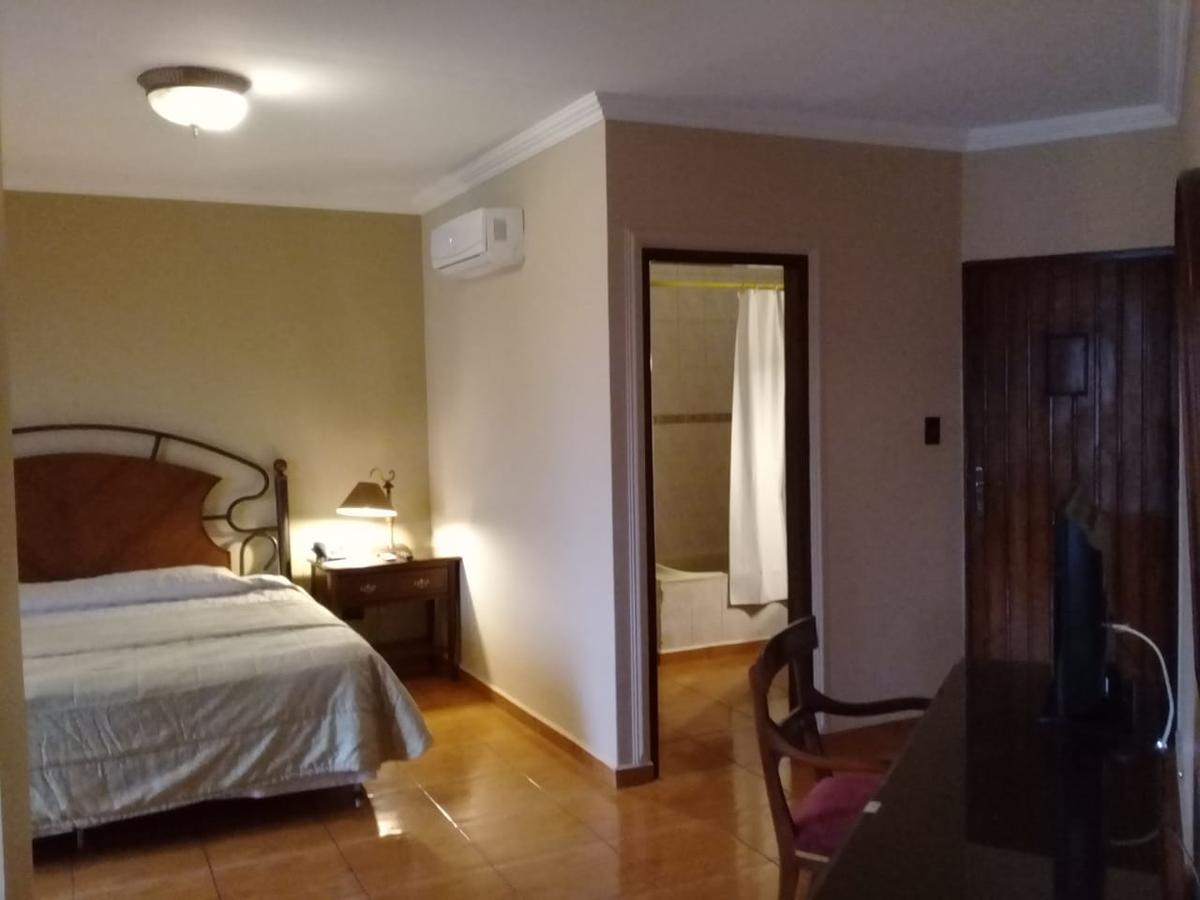 Hotel Puerta Del Rey Santa Cruz de La Sierra Eksteriør bilde